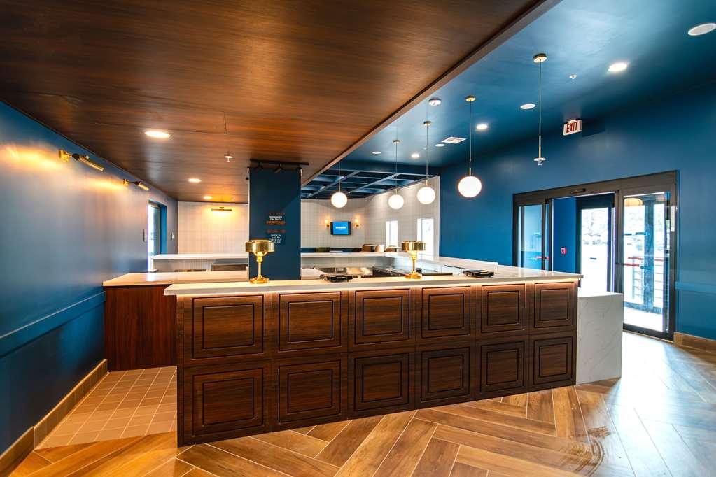 The Ellsworth Hotel, Ascend Hotel Collection วิลเลียมส์ ร้านอาหาร รูปภาพ